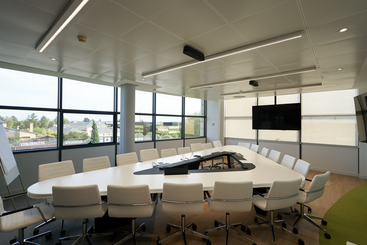 LEDVANCE Illuminates FENIE ENERGÍA’s Headquarters with Cutting-Edge LED Office Lighting Solution